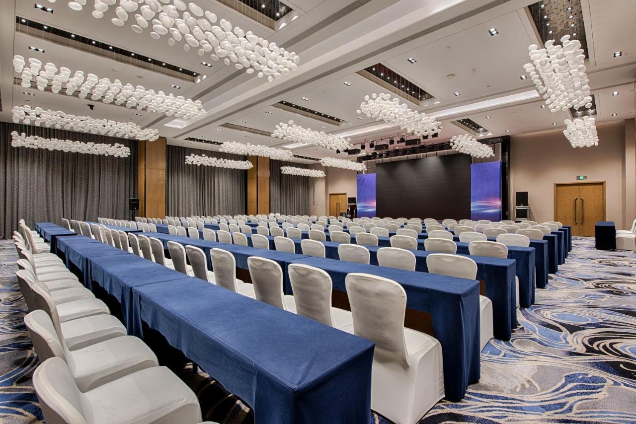 C Plaza Hotel Yuzhong Exterior photo